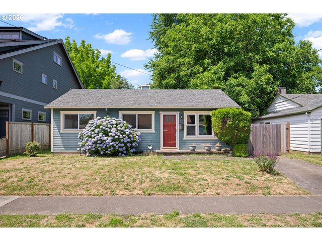 8909 N DRUMMOND Ave, Portland, OR 97217