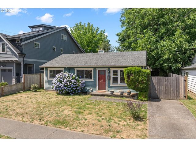 8909 N DRUMMOND Ave, Portland, OR 97217