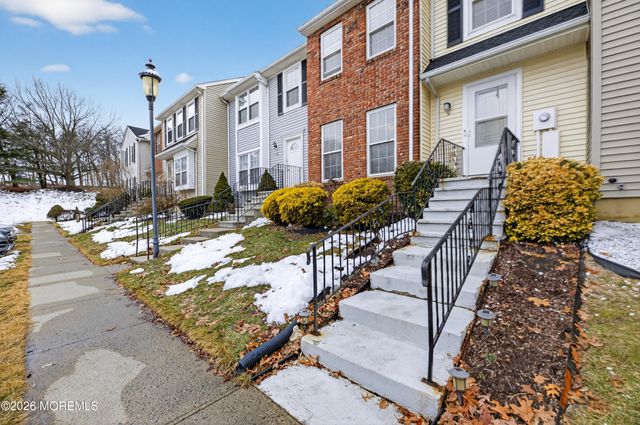 51 Lantern Lane, Sayreville, NJ 08872