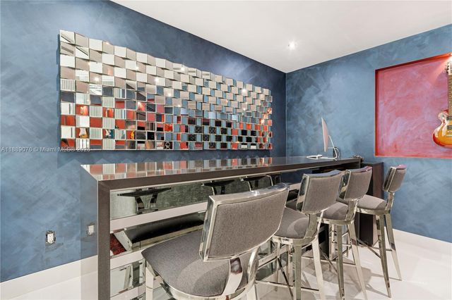 6763 SW 106 pl, Miami, FL 33173