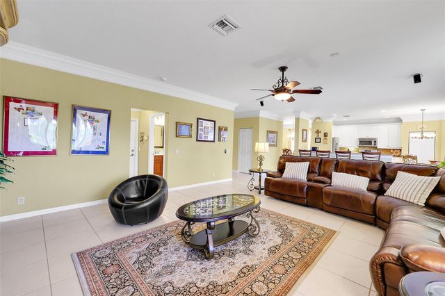 1020 Lavender Cir, Weston, FL 33327