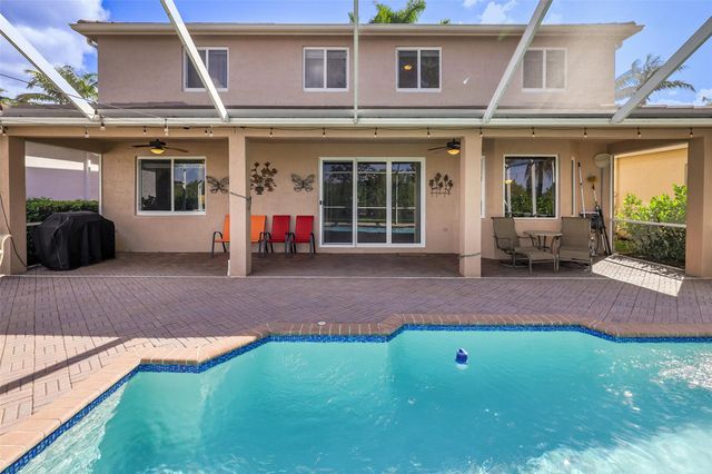 1020 Lavender Cir, Weston, FL 33327