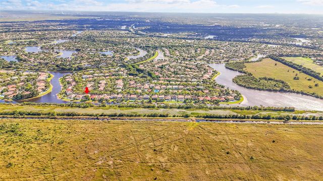 1020 Lavender Cir, Weston, FL 33327