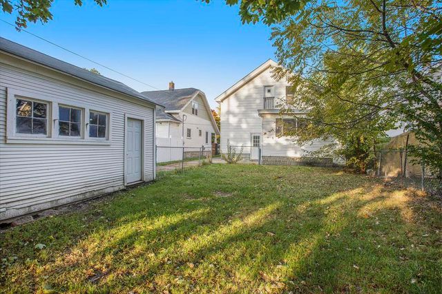 1128 Powers Avenue NW, Grand Rapids, MI 49504