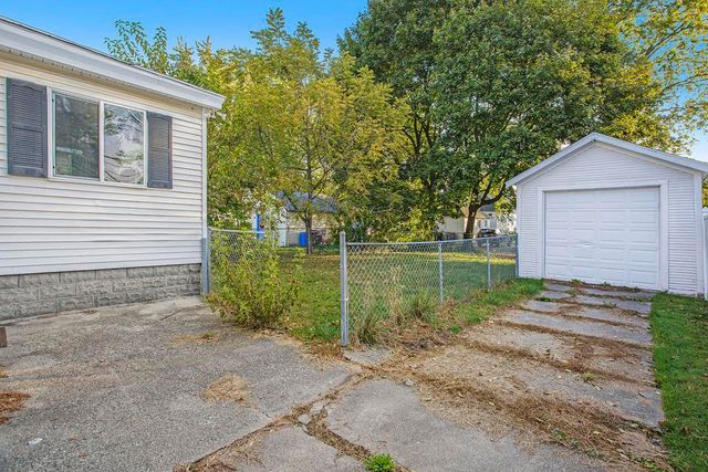 1128 Powers Avenue NW, Grand Rapids, MI 49504