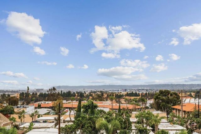 3961 Hortensia Street H10, San Diego, CA 92110