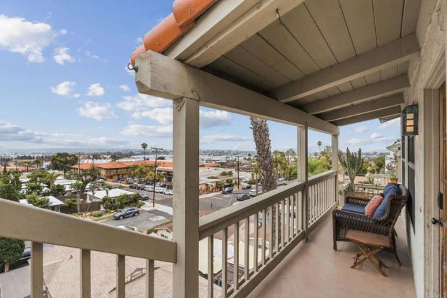 3961 Hortensia Street H10, San Diego, CA 92110