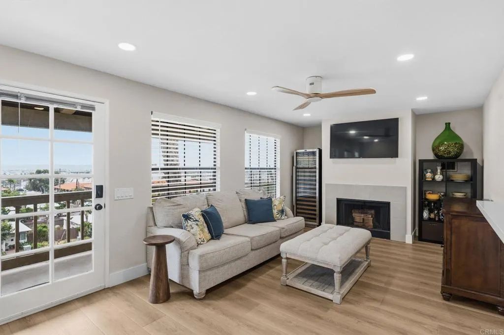 3961 Hortensia Street H10, San Diego, CA 92110
