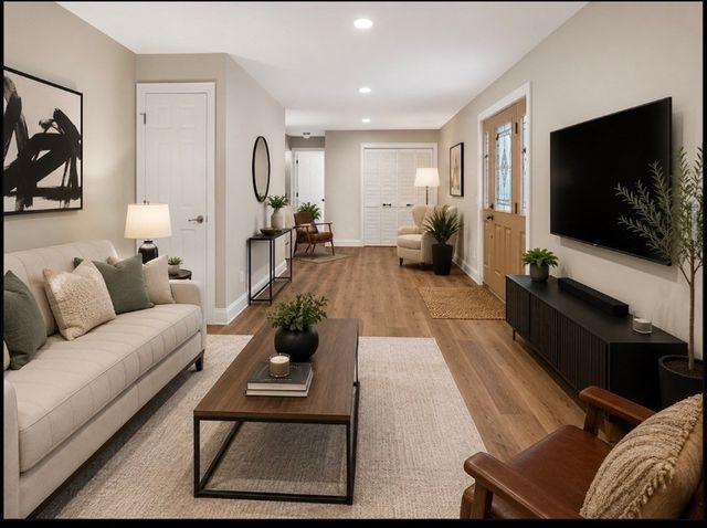 74 West St, Hatfield, MA 01088
