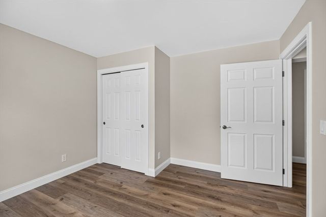 74 West St, Hatfield, MA 01088