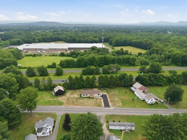 74 West St, Hatfield, MA 01088