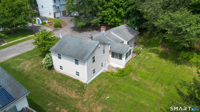 82 Sande Avenue, Waterbury, CT 06706