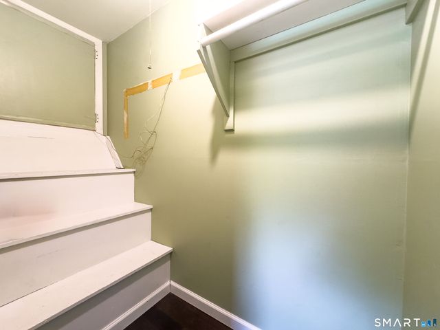 82 Sande Avenue, Waterbury, CT 06706