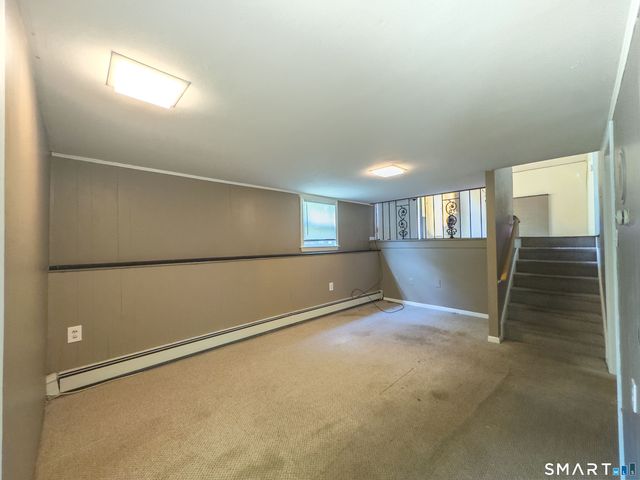 82 Sande Avenue, Waterbury, CT 06706