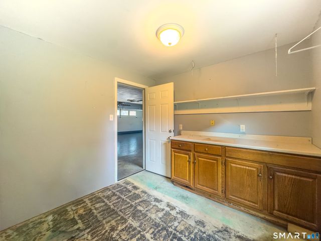 82 Sande Avenue, Waterbury, CT 06706