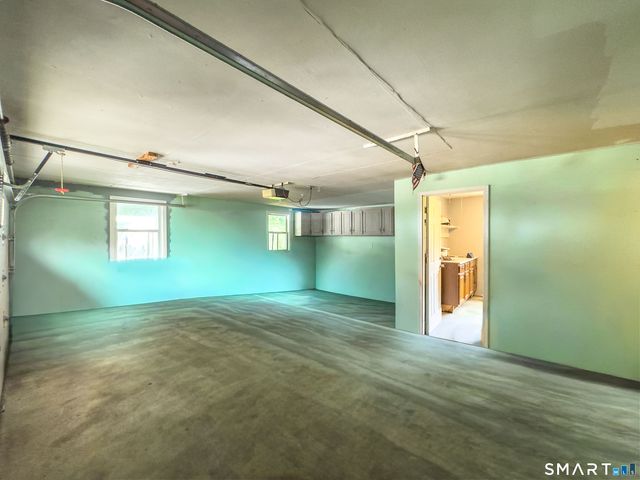 82 Sande Avenue, Waterbury, CT 06706