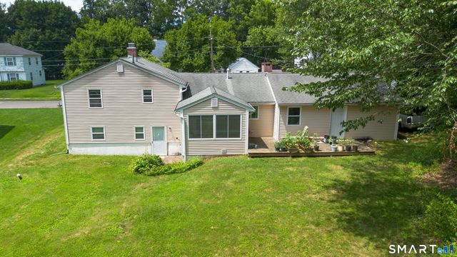 82 Sande Avenue, Waterbury, CT 06706