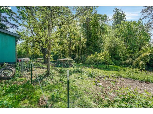 14450 THAYER Rd, Oregon City, OR 97045