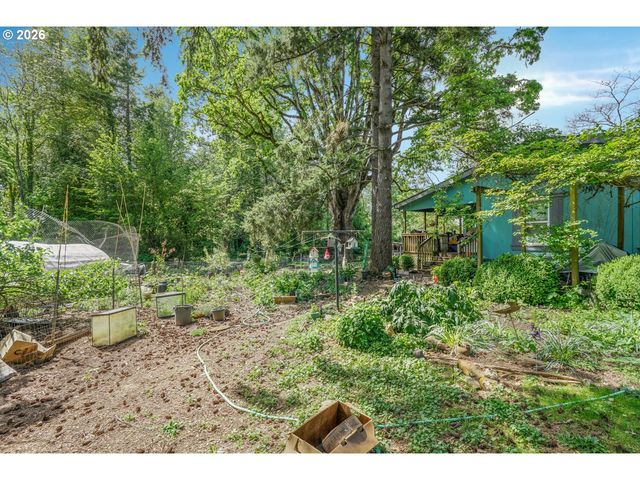 14450 THAYER Rd, Oregon City, OR 97045