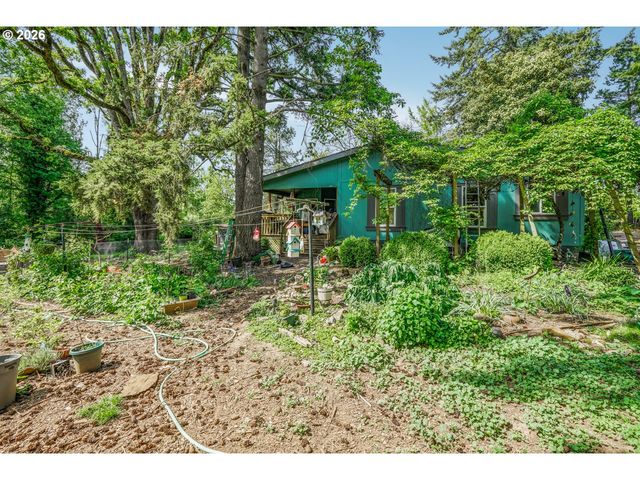 14450 THAYER Rd, Oregon City, OR 97045