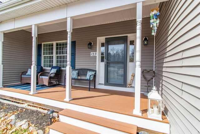 123 Falcon Ridge Road, Milford, NH 03055