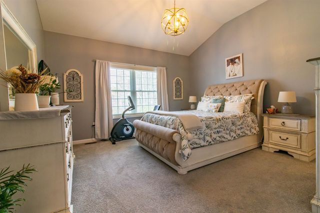 123 Falcon Ridge Road, Milford, NH 03055