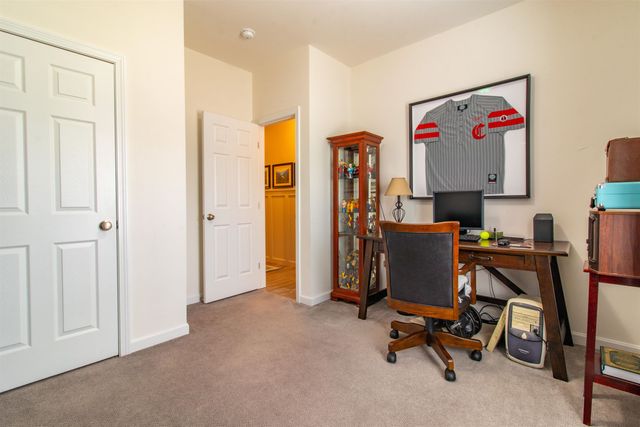 123 Falcon Ridge Road, Milford, NH 03055