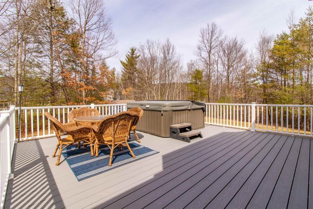 123 Falcon Ridge Road, Milford, NH 03055