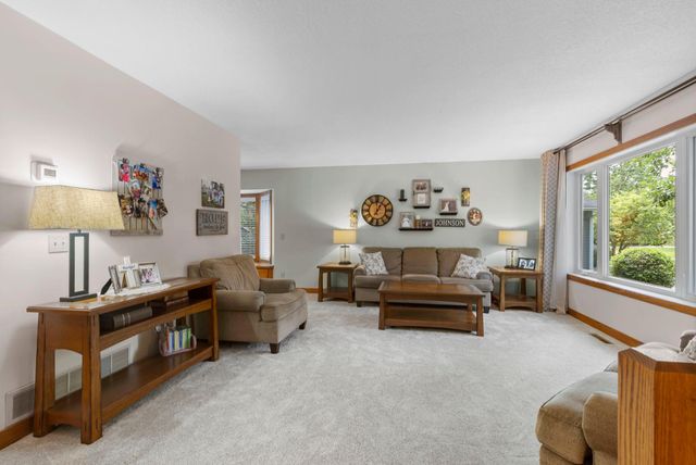 13001 Nightingale Street NW, Coon Rapids, MN 55448