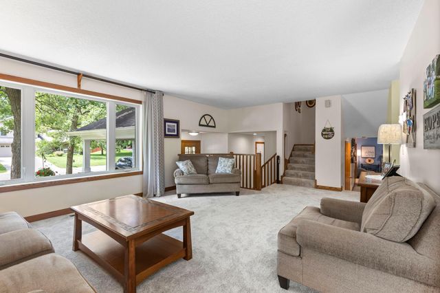13001 Nightingale Street NW, Coon Rapids, MN 55448