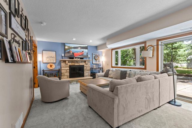 13001 Nightingale Street NW, Coon Rapids, MN 55448