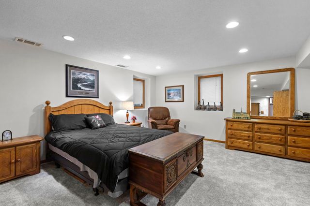 13001 Nightingale Street NW, Coon Rapids, MN 55448