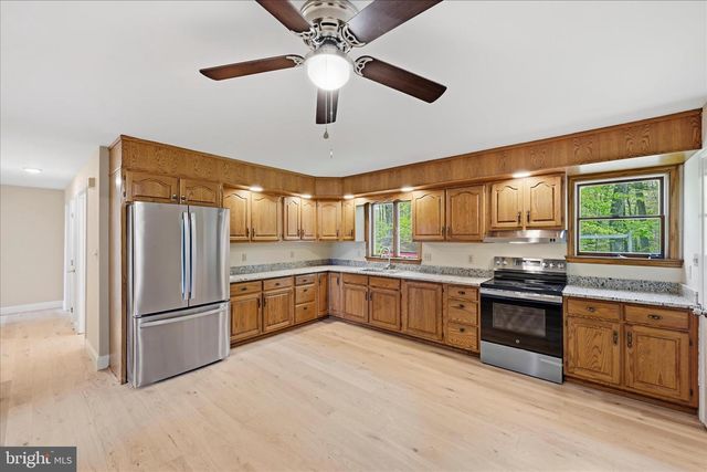 954 SCHUYLKILL MOUNTAIN RD, Schuylkill Haven, PA 17972