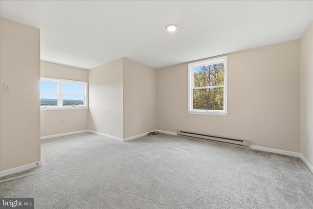 954 SCHUYLKILL MOUNTAIN RD, Schuylkill Haven, PA 17972