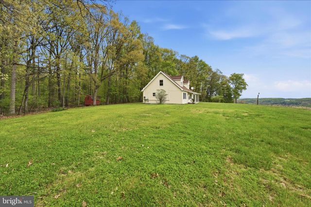 954 SCHUYLKILL MOUNTAIN RD, Schuylkill Haven, PA 17972