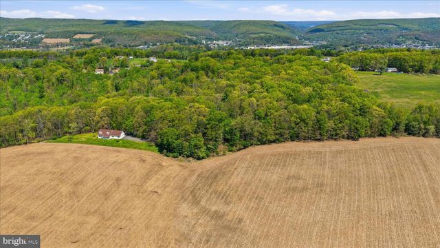 954 SCHUYLKILL MOUNTAIN RD, Schuylkill Haven, PA 17972