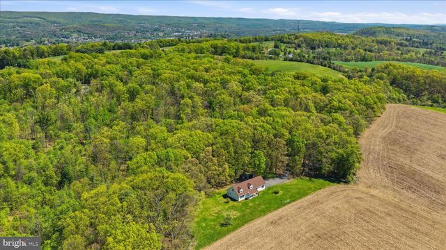 954 SCHUYLKILL MOUNTAIN RD, Schuylkill Haven, PA 17972
