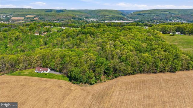 954 SCHUYLKILL MOUNTAIN RD, Schuylkill Haven, PA 17972