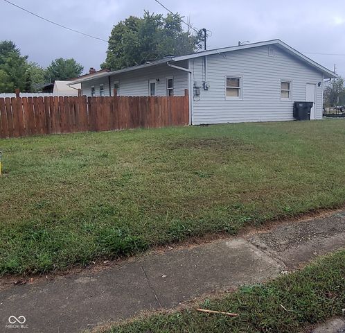 544 Sweetbriar Avenue, New Whiteland, IN 46184