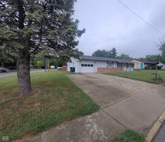 544 Sweetbriar Avenue, New Whiteland, IN 46184