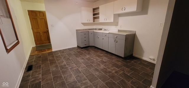 544 Sweetbriar Avenue, New Whiteland, IN 46184