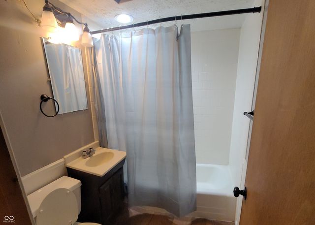 544 Sweetbriar Avenue, New Whiteland, IN 46184