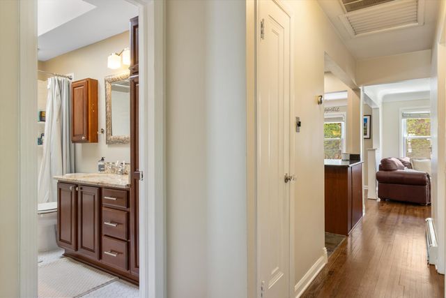 418 N Blair Avenue, Royal Oak, MI 48067