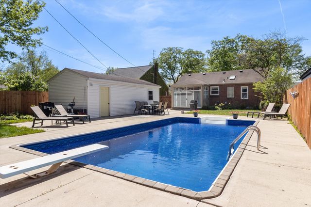 418 N Blair Avenue, Royal Oak, MI 48067