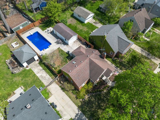 418 N Blair Avenue, Royal Oak, MI 48067