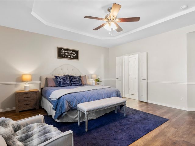 1616 Bassett Hound Drive, Fort Worth, TX 76052