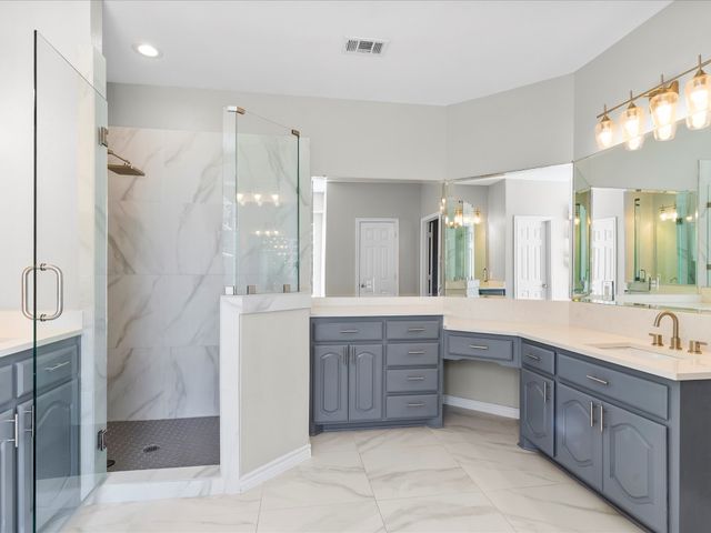 1616 Bassett Hound Drive, Fort Worth, TX 76052