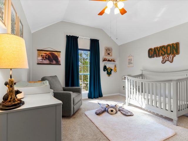 1616 Bassett Hound Drive, Fort Worth, TX 76052