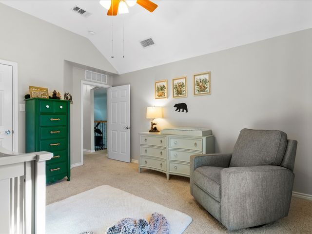 1616 Bassett Hound Drive, Fort Worth, TX 76052