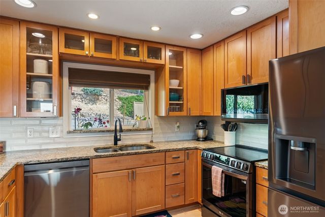 1606 SE Aust Manor Drive, Chehalis, WA 98532